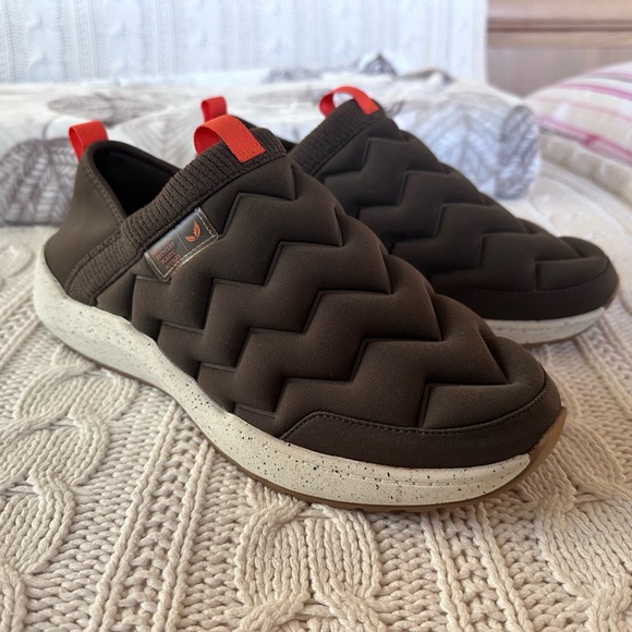 Dr. Scholl's Men's Slip-on Shoes - Picture 1 of 11